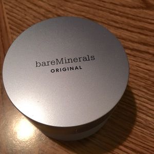 BareMinerals Super Size Original Foundation in LIGHT